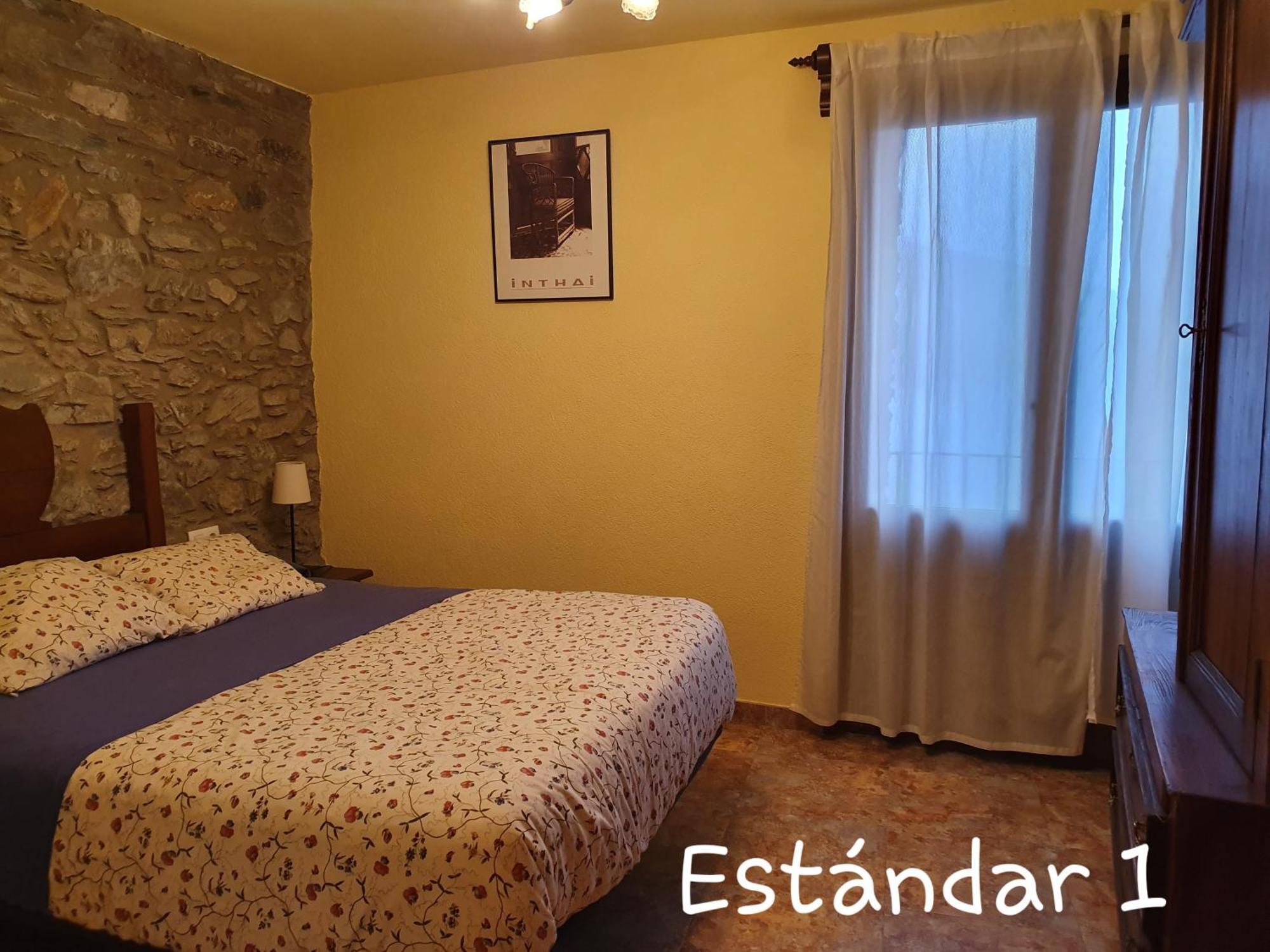 Apartaments Rurals XIX Queralbs Phòng bức ảnh
